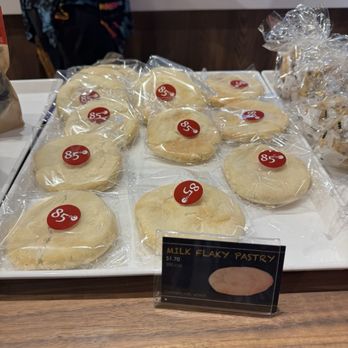 85°C Bakery Cafe - Santee - Milk Flaky Pastry - Bakeries Near Me - Santee, California 85°C Bakery Cafe - Santee - Milk Flaky Pastry - Bakeries Near Me - Santee, California