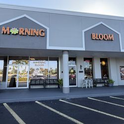 The Morning Bloom - Outside establishment