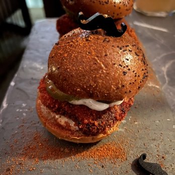 The Green Room - Spicy chicken sliders (not spicy) - Cocktail Bars Near Me - Burbank, California The Green Room - Spicy chicken sliders (not spicy) - Cocktail Bars Near Me - Burbank, California