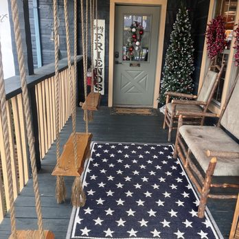 The Heavenly Roast - Front porch - Coffee & Tea Near Me - Sevierville, Tennessee