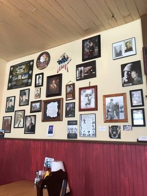 Double E Burger by null