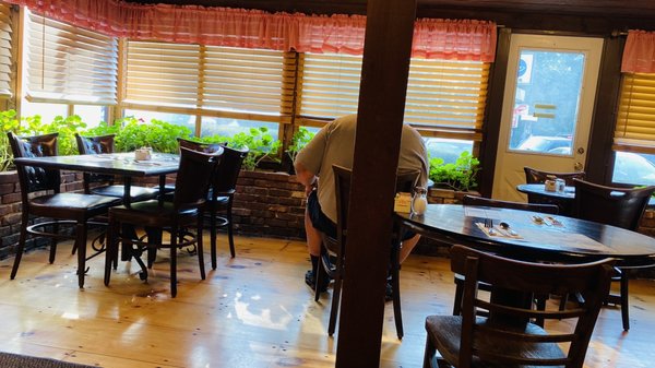 THE OLDE BLUE BIRD INN RESTAURANT - Updated September 2024 - 51 Photos
