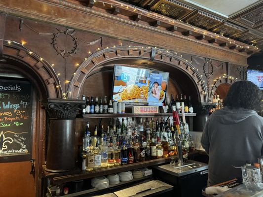Liuzza's Restaurant & Bar by null