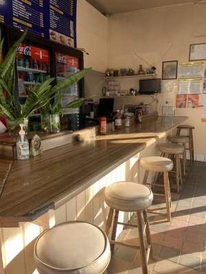 Tommy's Cafe by null