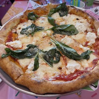 Pitfire Pizza - MARGHERITA pizza - Pizza Near Me - Los Angeles, California