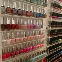 Rhonda's Nail Den