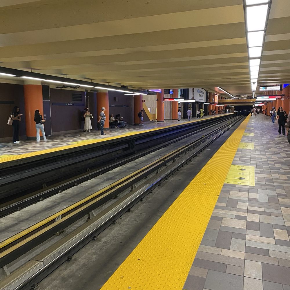 Métro McGill - Metro Stations Near Me