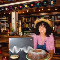 HI-FI - Freshly made Bundt cake every weekend! Made in house!