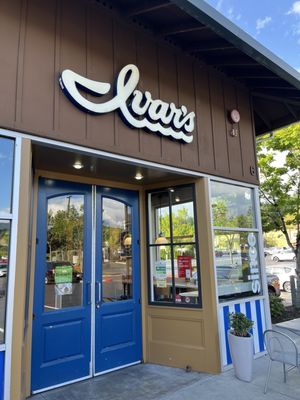 Ivar's Seafood Bar by null