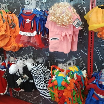 in between dogs toes