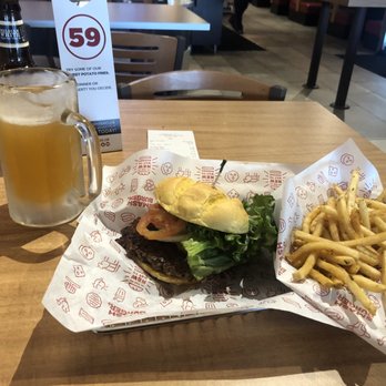 Smashburger - Burgers Near Me - Attleboro, Massachusetts