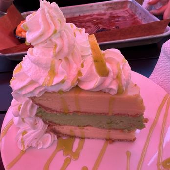 Old 76 Smokehouse - Mile high key lime - Barbeque Near Me - Branson, Missouri