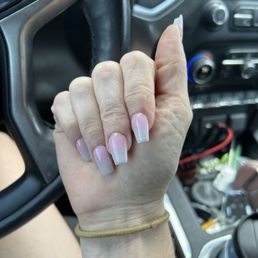 Tran did a great deal on my nails. He was very careful. Thank you!! Tran did a great deal on my nails. He was very careful. Thank you!!