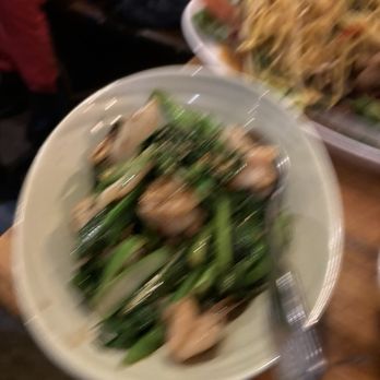 Ayada Thai - Chicken with shrimp and scallops - Thai Near Me - Elmhurst, New York