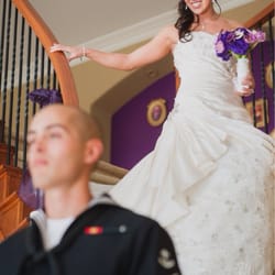 Que Syrah - The "first look" has our bride coming down one of the twin staircases and you can see a bit of the 2nd floor decor in this shot.