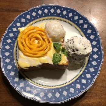 Sweeteria - Honey toast and mango sticky rice - Desserts Near Me - Silver Spring, Maryland
