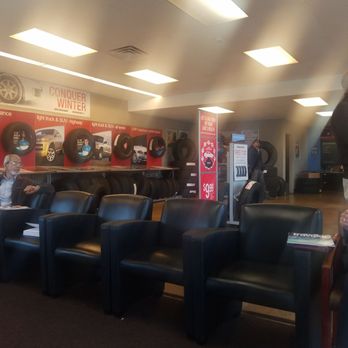 Firestone Complete Auto Care - Waiting room area. Free Wifi and clean. - Tires Near Me - Hackensack, New Jersey