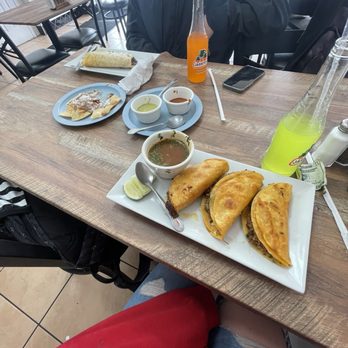 Taqueria Juanchito - These are the quesobirria tacos I ordered - Tacos Near Me - Upper Darby, Pennsylvania Taqueria Juanchito - These are the quesobirria tacos I ordered - Tacos Near Me - Upper Darby, Pennsylvania