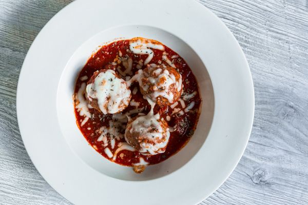 Dazzo's Pizzeria (Downtown ) by null