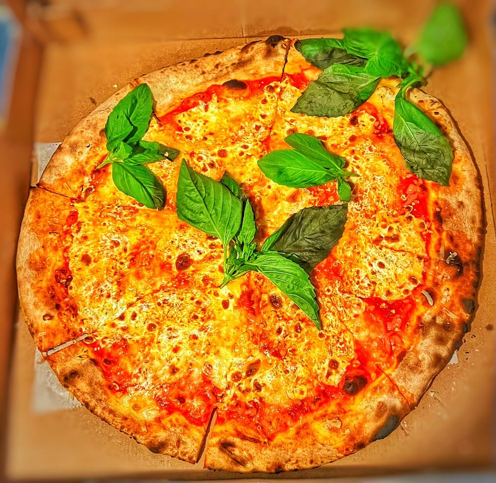 Lucali