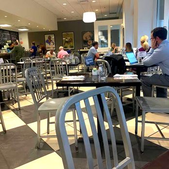 Cafe Patachou - interior ~7:30 on a weekday morning - Breakfast & Brunch Near Me - Indianapolis, Indiana