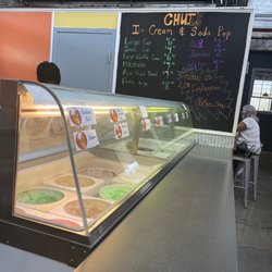 Chui's Ice Cream and Soda Pop - Ice cream bar