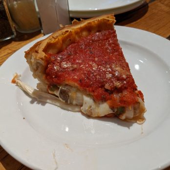 Giordano's - Pizza Near Me - Chicago, Illinois