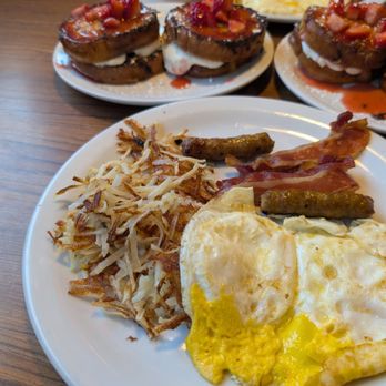 Denny's - American Near Me - Haw River, North Carolina