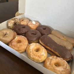 JR's Donuts