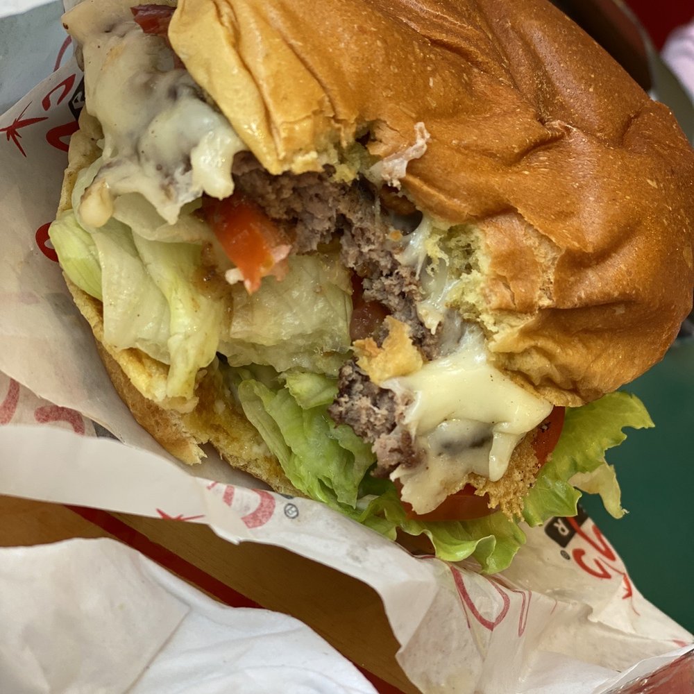 Ruby's Diner - Bacon cheese burger - American Near Me - San Clemente, California Ruby's Diner - Bacon cheese burger - American Near Me - San Clemente, California