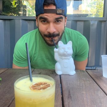 1-800-Lucky - Delicious drinks and Variety of Food - Asian Fusion Near Me - Miami, Florida