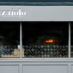 Pizzaiolo - Shopfront