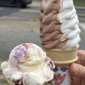 Antney's - Ice Cream & Frozen Yogurt Near Me - Pittsburgh, Pennsylvania Antney's - Ice Cream & Frozen Yogurt Near Me - Pittsburgh, Pennsylvania