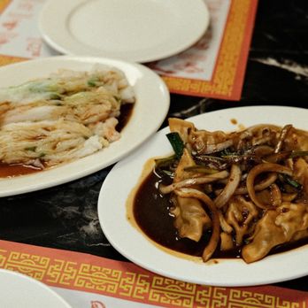 Chef 7 Chinese Food - Shrimp rice noodle and chilli oil dumplings - Asian Fusion Near Me - Mesa, Arizona Chef 7 Chinese Food - Shrimp rice noodle and chilli oil dumplings - Asian Fusion Near Me - Mesa, Arizona