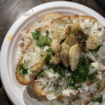 Patrizi's - Garlic Bread (closeup) - Italian Near Me - Austin, Texas Patrizi's - Garlic Bread (closeup) - Italian Near Me - Austin, Texas