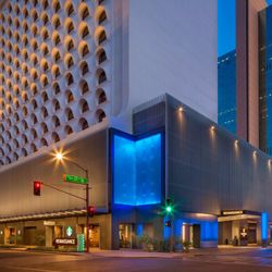 Renaissance Phoenix Downtown Hotel