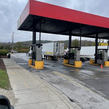 Pilot Travel Center - trucks parked at a gas station - Convenience Stores Near Me - Nitro, West Virginia Pilot Travel Center - trucks parked at a gas station - Convenience Stores Near Me - Nitro, West Virginia