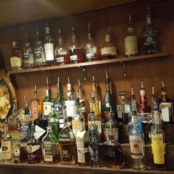 King Corona Cigars - Full bar and draft beer - Tobacco Shops Near Me - Tampa, Florida King Corona Cigars - Full bar and draft beer - Tobacco Shops Near Me - Tampa, Florida