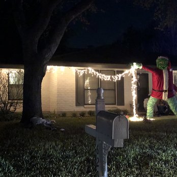 Windcrest Light Up - 2020 Windcrest Light Up - The Grinch removing lights! - Festivals Near Me - San Antonio, Texas