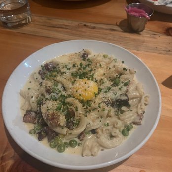 Crown Republic Gastropub - Carbonara - Gastropubs Near Me - Cincinnati, Ohio