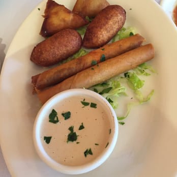 Mabat Steakhouse - Combination appetizer plate. Cigars filled with ground meat, pastel filled w potato and kuba w/ ground meat. All crispy hot and good. - Middle Eastern Near Me - Brooklyn, New York