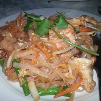 Chiang Mai Kitchen - Prawn pad thai - Thai Near Me - Oxford, OXF Chiang Mai Kitchen - Prawn pad thai - Thai Near Me - Oxford, OXF
