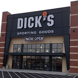 DICK'S Sporting Goods