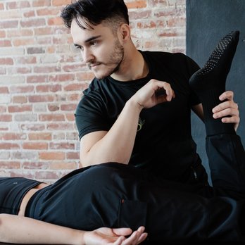 Coach Damiens Wellness - Trainers Near Me - Lutz, Florida Coach Damiens Wellness - Trainers Near Me - Lutz, Florida