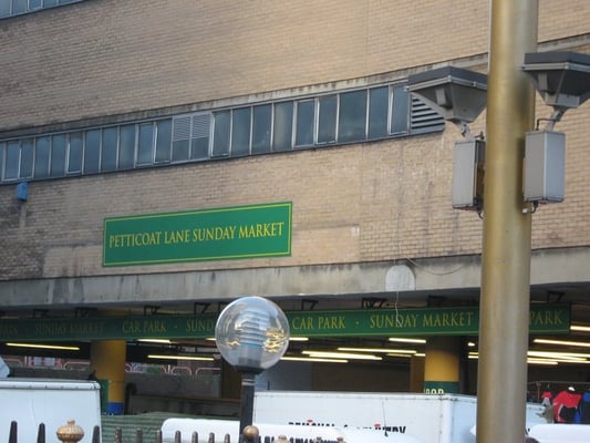 Petticoat Lane Market by null