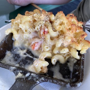 Crown & Anchor - Lobster mac & cheese , I had lots of big chunks of Lobster. Angus cheeseburger. - Gay Bars Near Me - Provincetown, Massachusetts Crown & Anchor - Lobster mac & cheese , I had lots of big chunks of Lobster. Angus cheeseburger. - Gay Bars Near Me - Provincetown, Massachusetts