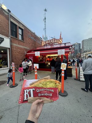 BeaverTails- Queues de Castor (Byward Market) by null