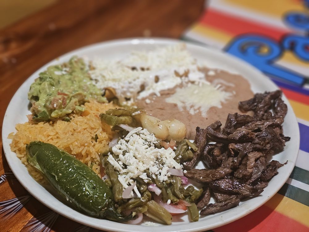 Social spots from Don Chentes