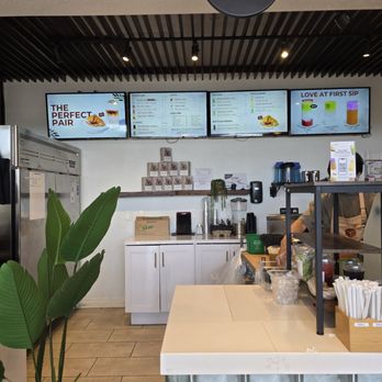 Da Vien Coffee - Desserts Near Me - Westminster, California