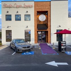 Studio Cigar Lounge